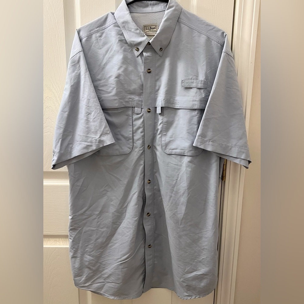 5/$25 LL Bean Men's Tropicwear Shirt, Short-Sleeve Light Blue Shirt size Tall L